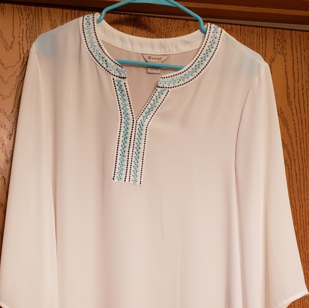Ariat shirt